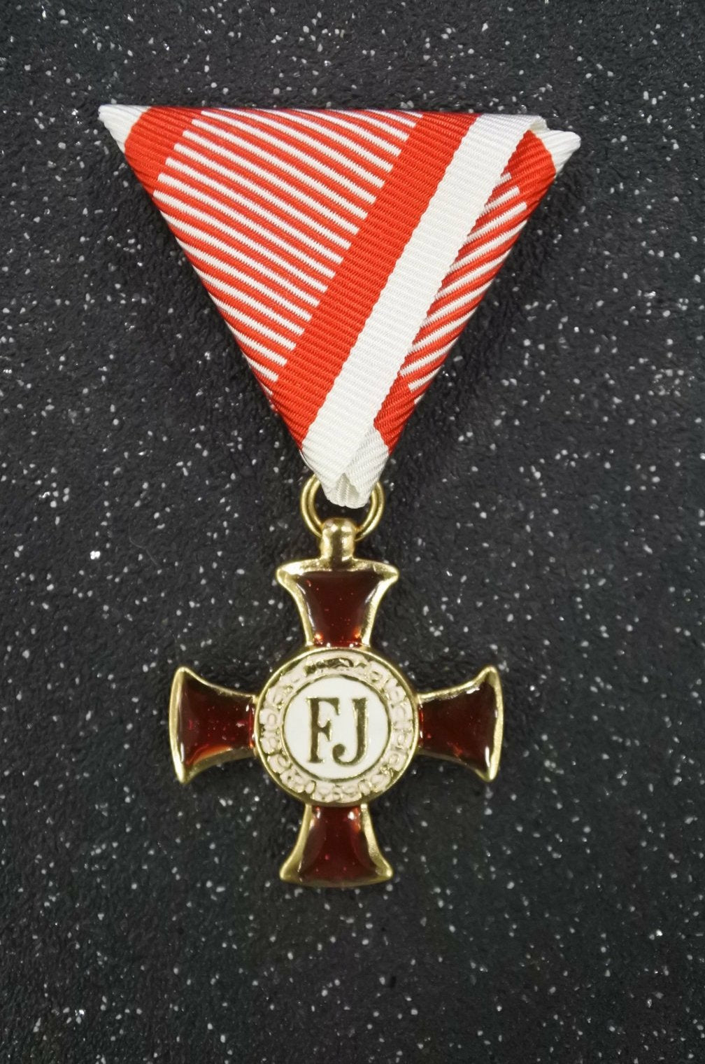 WW1 Riproduzione della medaglia Croce oro al merito Goldenes Verdienstkreuz