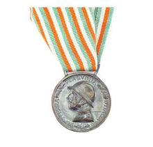 Carica l&#39;immagine nel visualizzatore di Gallery, WW1 Riproduzione Medaglia Commemorativa Guerra Italo Austriaca 1915-18 Regio Esercito Italiano
