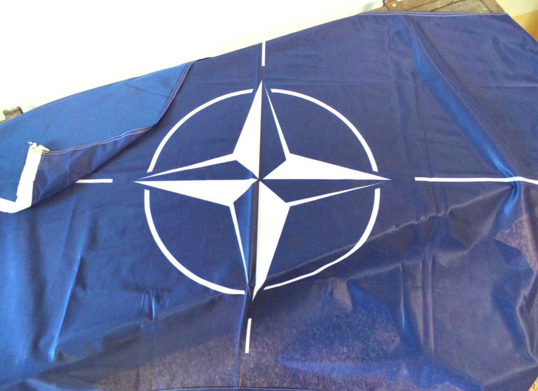 Bandiera NATO dimensioni 100/150